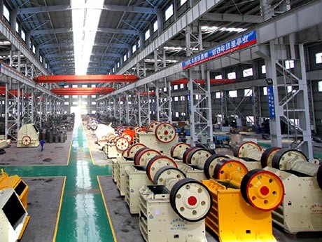 С��ʯ����ɰ����Ƶ������С��ʯ�ۼӹ���е�г����۶��Ƕ���