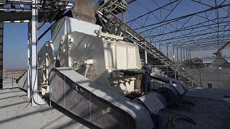 ����ʽ������豸�����ڴ��ͻ�����ʯ����������ʱ��500�ֵĶ���Ǯ��