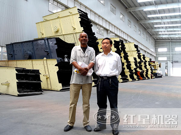 ɸ���˶���ʽ����ɸ���ܵ�Ӱ�����