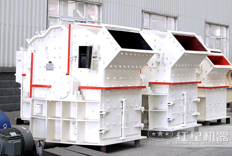 ϸ������ʺϺ�һ��ˮ��ʯ����ɰ