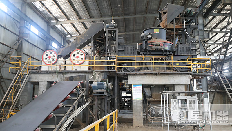 鄂破+圆锥破+制砂机组成的制沙生产线 鄂破+圆锥破+制砂机组成的制沙生产线