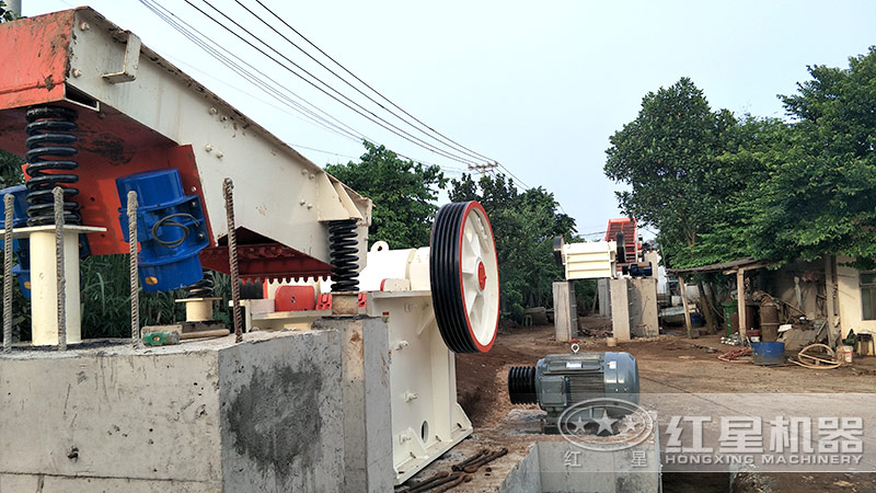 С��ʯ�Ӽӹ��豸�ͻ��������ӣ��ֳ���װ��