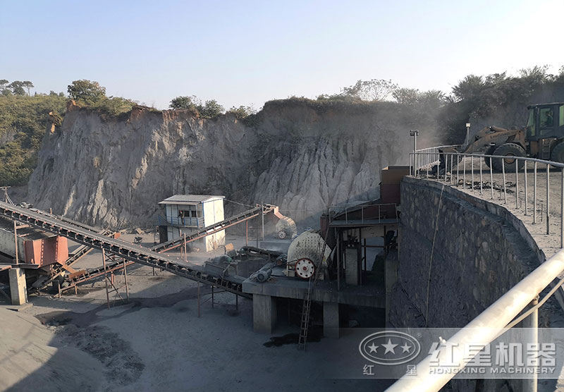 ��ʽ�������ɵ�һ��ʯ�ӷ���������