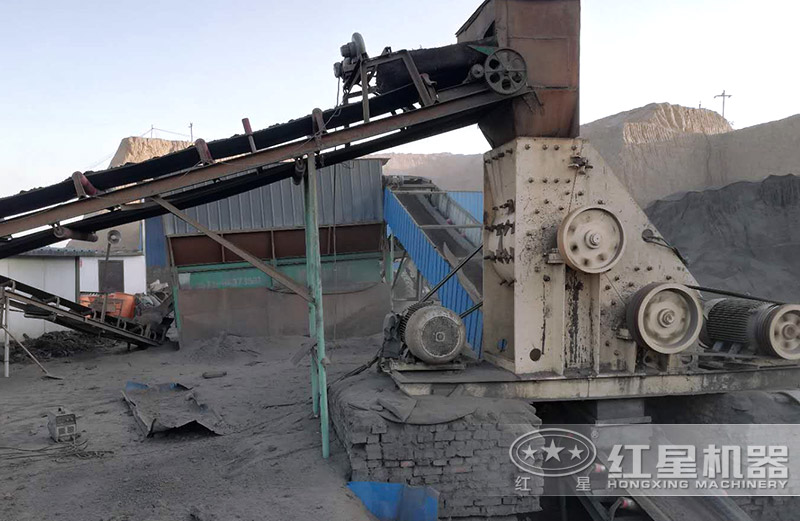 ʩ���ֳ��е�ú��ʯ˫�������