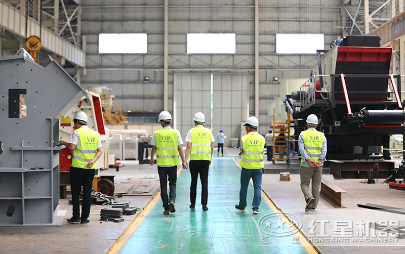 ���ӹ�����������ɰʯ���豸���䣬�û�ʵ�ؿ���