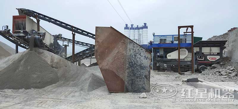 �ƶ�С����ʯ��е�豸����������