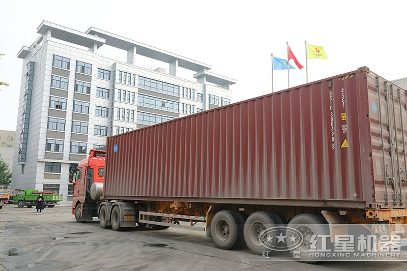 ���ӹ�������800���Ƽ�װ�䷢���ֳ�