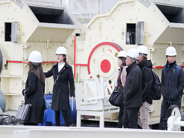 ����ͻ��ι�