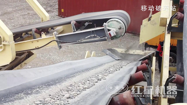 �ƶ�ʽ����վʵ��