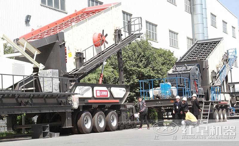 ��̥�ƶ�С�ʹ�ʯ�ϻ�