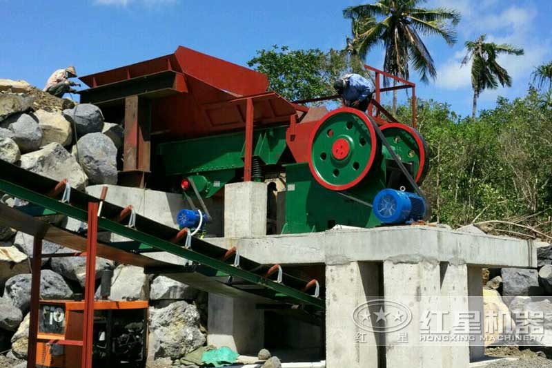 С�Ͷ�ʽ��ɽ��ʯ���ֳ�