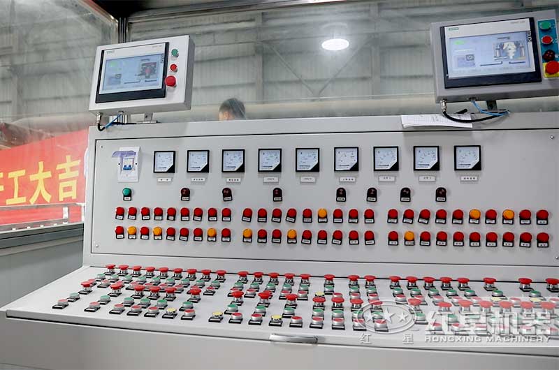 ���п����Ҳ���̨ʵ��