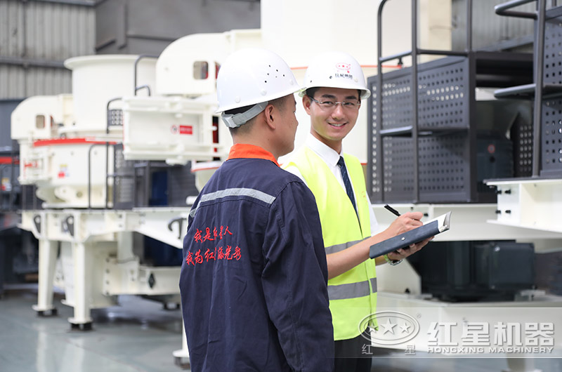 ���ӹ�������ʦΪ�û����Ʒ���